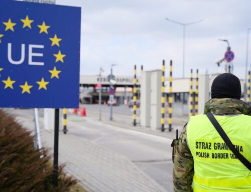 Украинским беженцам могут упростить получение карты резидента ЕС