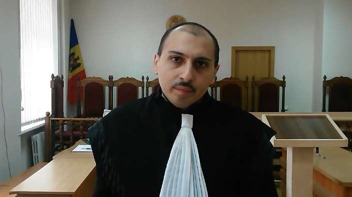 Aronov SNC mantie